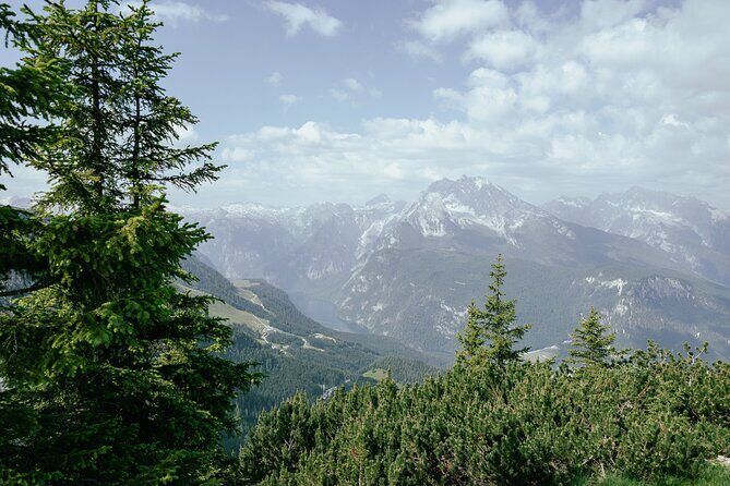 Private Memorial Tour from Vienna to Mauthausen & Eagle's Nest - FAQ