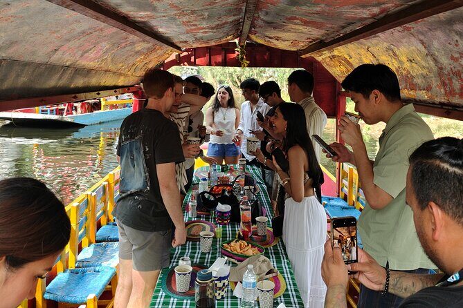 Private Mexican Floating Fiesta on Xochimilco Canals - Key Points