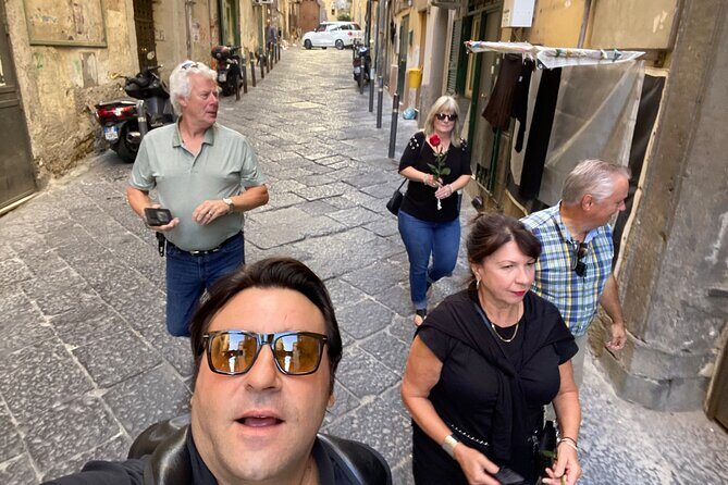 Private Mini Tour to Underground Naples and the Spanish Quarters - Key Points