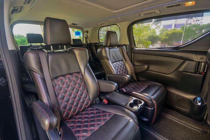 Private Mini Van From Singapore Airport To Hotel In City - Who should consider this?