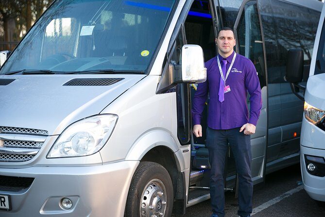 Private Minibus Transfer: Luton Airport to Central London - The Sum Up