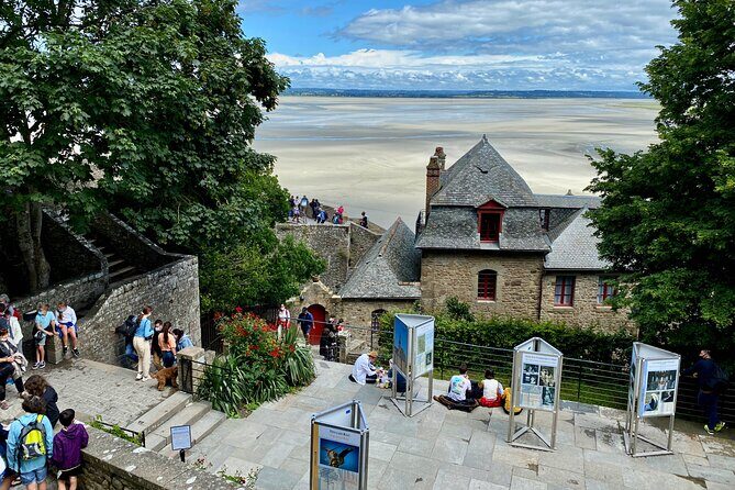 Private Mont Saint-Michel, Normandy D-Day Express trip from Paris - Transportation and Comfort