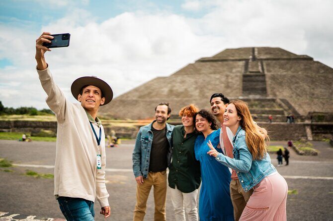 Private Monte Albán Tour by Car: Ruins & Zapotec Crafts - Exploring Monte Albán with a Private Guide: Ruins & Zapotec Crafts