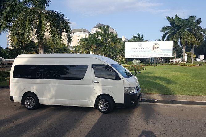 Private Montego Bay Airport Taxi to Jewel Grande - A Reliable, Comfortable Start and End to Your Jamaican Vacation