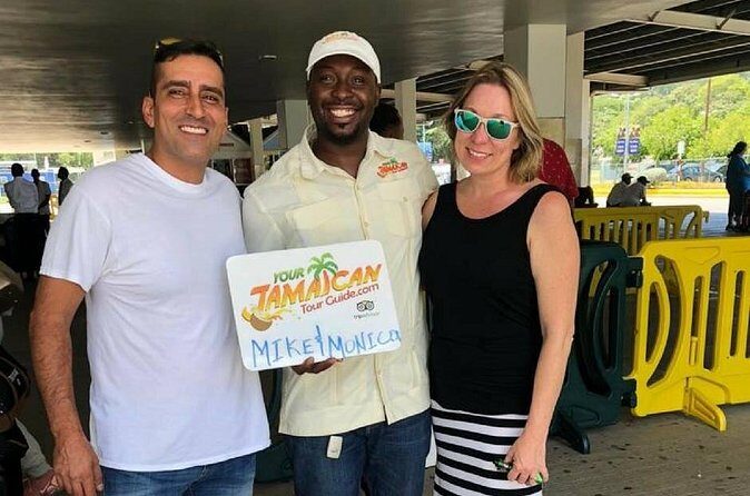 Private Montego Bay Airport to Negril -Groups, Families, Couples - The Sum Up