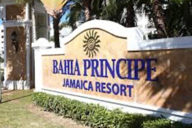 Private Montego Bay Airport Transfer to Gran Bahia Principe - Easy, Comfortable Start: Private Montego Bay Airport Transfer to Gran Bahia Principe
