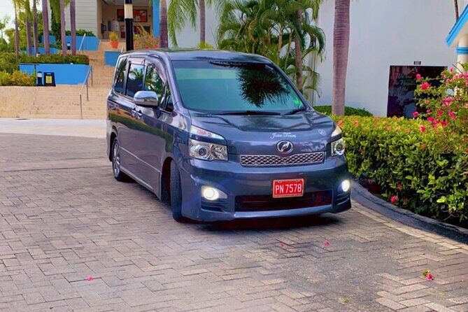 Private Montego Bay Airport Transfer to Hotels in Montego Bay - Who Should Consider This Service?