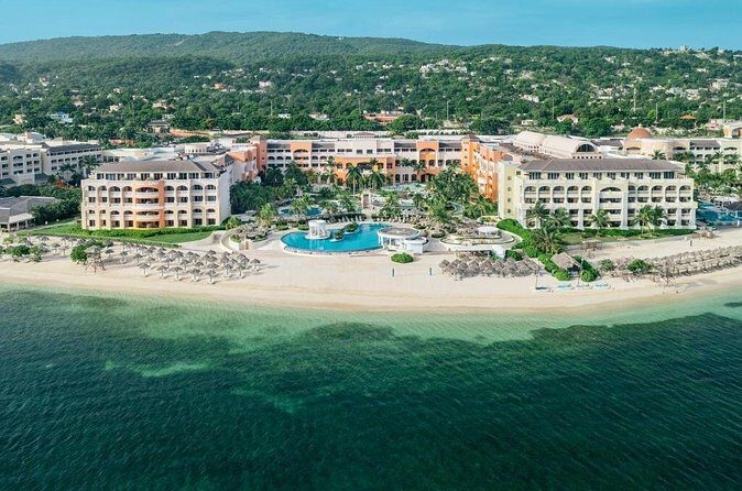 Private Montego Bay Airport Transfer to Montego Bay Hotels - Summary: Is This Transfer Right for You?