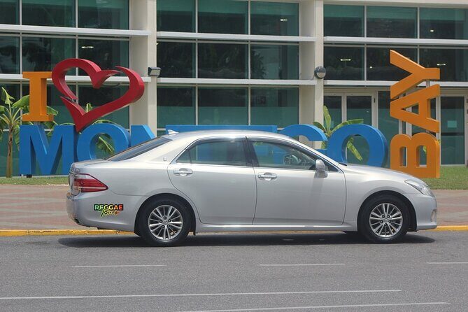 Private Montego Bay Airport Transfer to Negril Hotels - Baggage and Accessibility