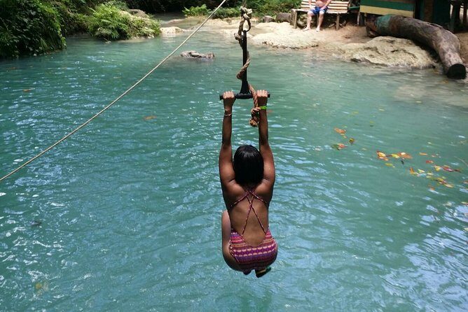 Private Montego Bay Shore Excursion to the Blue Hole - Key Points