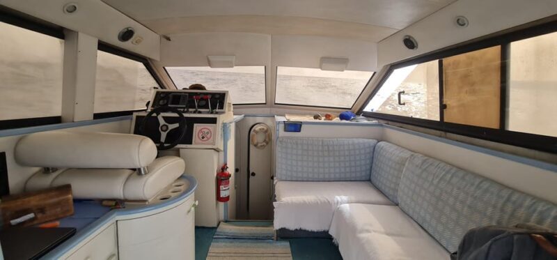 Private MotorBoats for up 22 passengers - Authentic Perspectives from Travelers