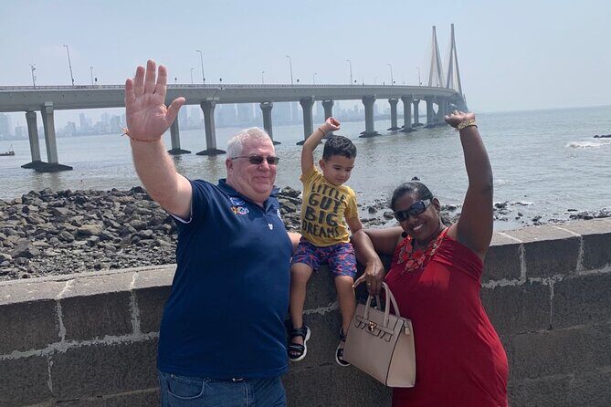 Private Mumbai City Tour and Bollywood Tour Combo with Transport - Exploring Mumbai: What You’ll See and Experience