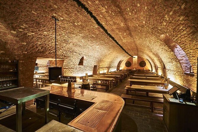 Private Munich Beer Hall-Hopping, 3-Course-Menu, Beer & Tasting - Who Should Consider This Tour?