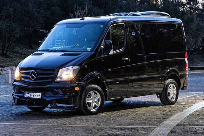 Private Mykonos Airport/Port Luxury Transfer-Taxi - Meet and Greet