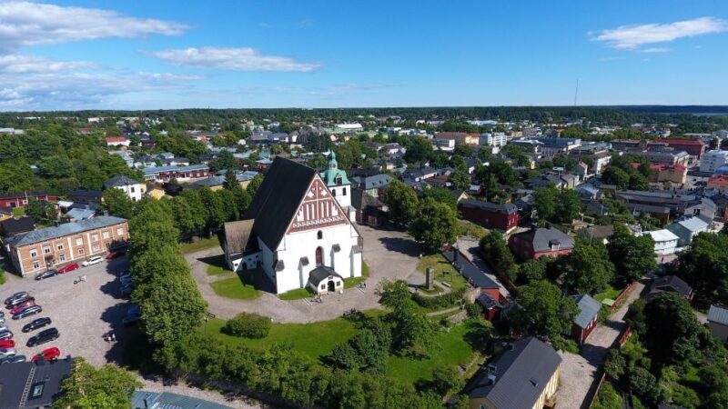 Private National Park and Porvoo Old Town tour from Helsinki - Key Points