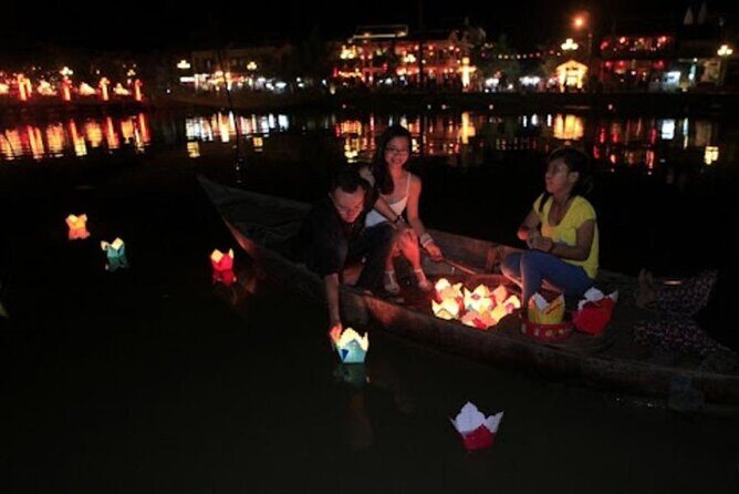 Private Night Boat Trip and Floating Lantern on Hoi An River - Deep Dive: Is It Worth the Cost?