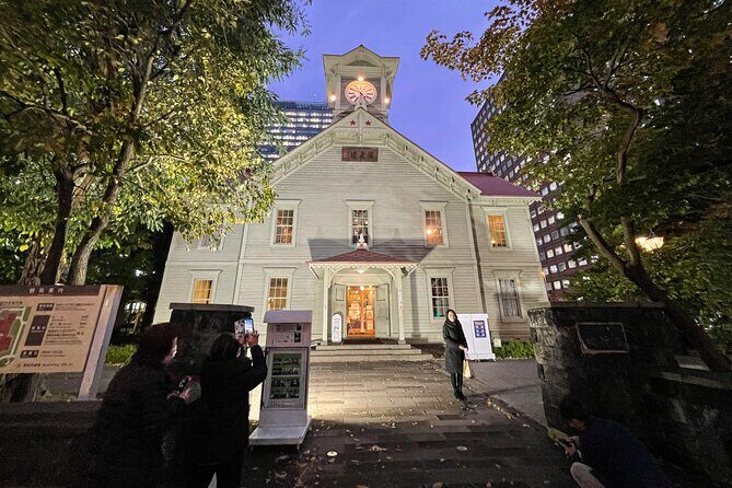 Private Night Cityscape and Food Walking Tour in Sapporo - Key Points