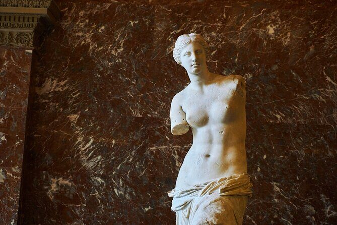 Private night tour at the Louvre - The Price and Its Value