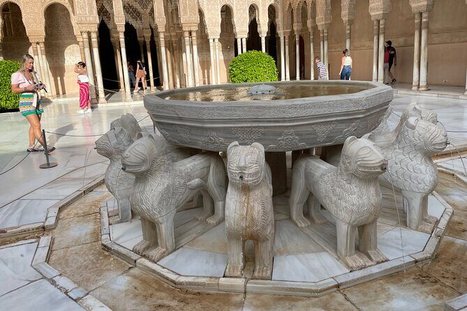 Private Night Tour of the Alhambra in Granada (includes tickets) - Practical Tips for Your Night Visit