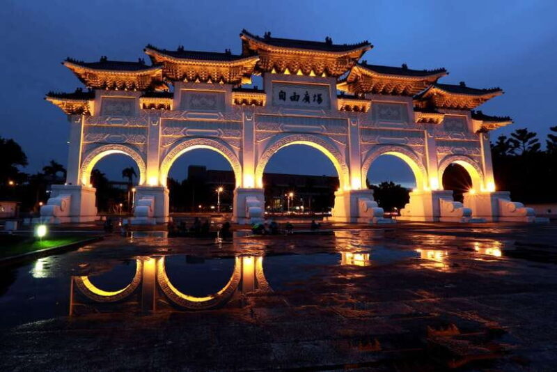 Private Night Tour: Taipei City Highlights - Authentic Experiences and Local Insights