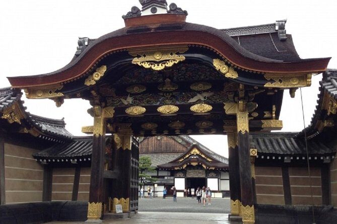 Private Nijo Castle Sightseeing and Nishiki Food Tour - Exploring Kyoto’s Historic and Culinary Heart in Comfort