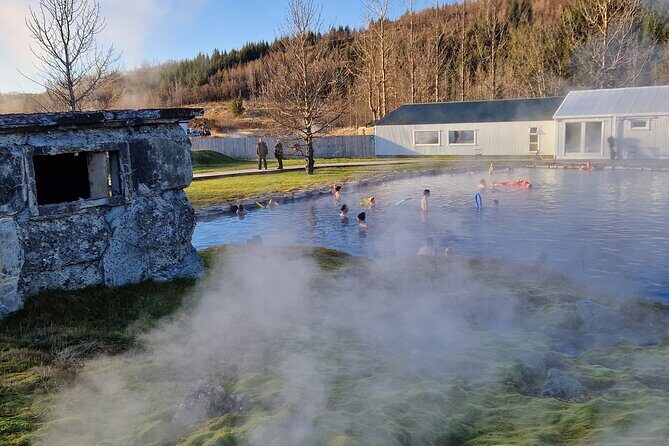 Private Northern Lights Adventure With Secret Lagoon and Dinner - Analyzing the Value