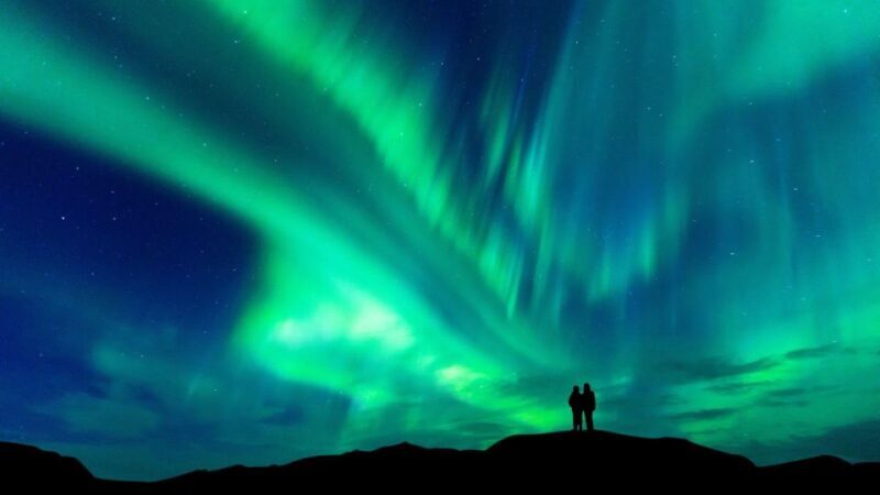 Private Northern Lights Tour - Private Northern Lights Tour: A Cozy, Custom Aurora Chase in Iceland