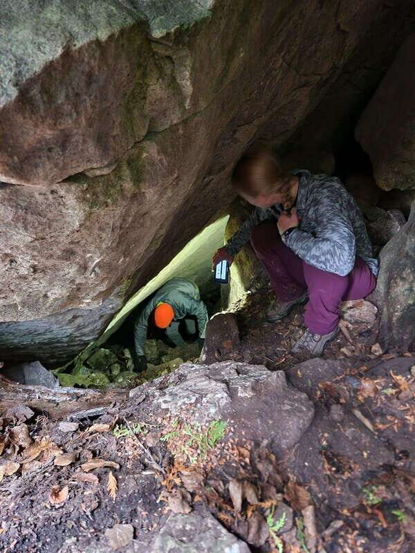 Private Nottawasaga Bluffs Caves Hike - Creemore/Collingwood - FAQ
