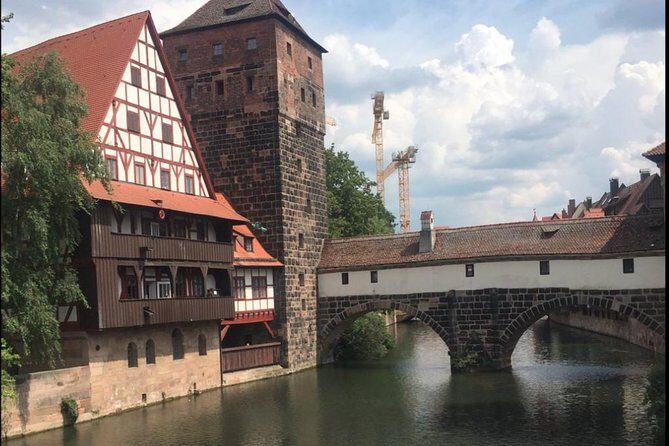 PRIVATE - Nuremberg Combo Tour WWII + Old Town - Exploring Nuremberg: A Deep Dive into the Tour