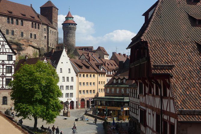 Private Nuremberg Harbor Transfer from Nuremberg City Center - FAQ