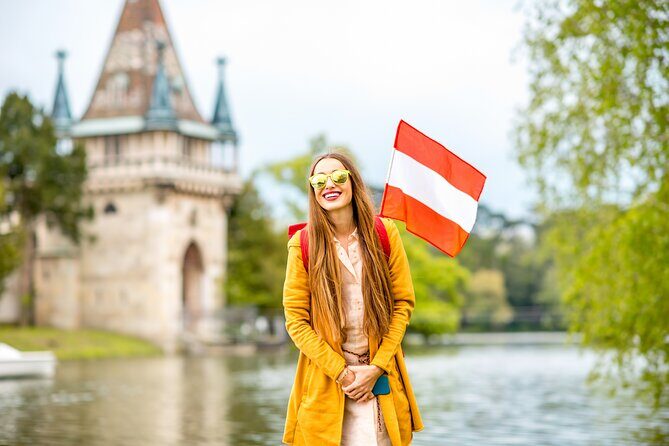 Private Old Town Professional Photo Walk in Vienna - Key Points