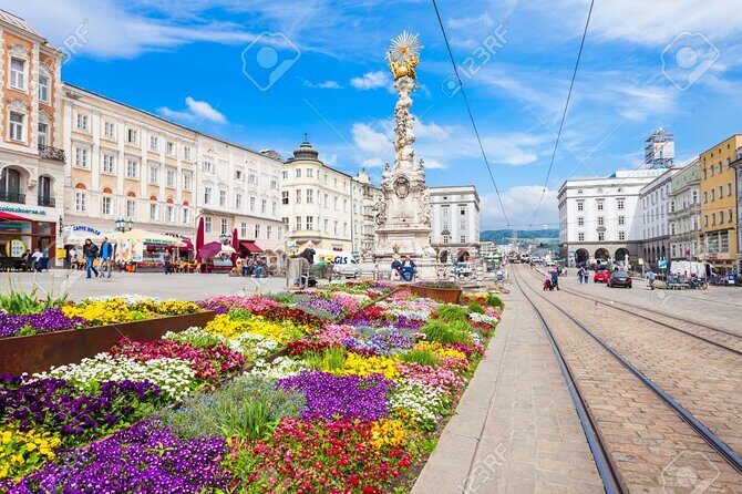 Private one way transfer from Linz to Cesky Krumlov - Key Points
