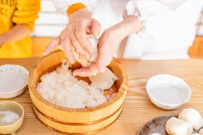 Private Onigiri Experience in Japan - Key Points