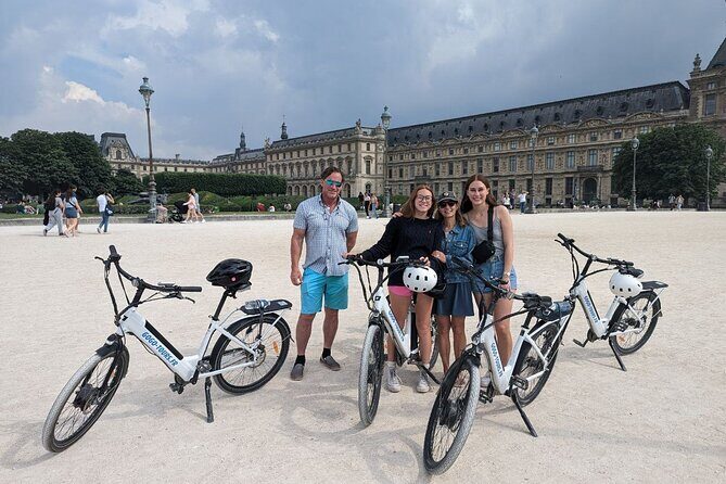 Private Paris E-bike city highlights tour - Why the Private E-Bike Tour Excels as a Sightseeing Option
