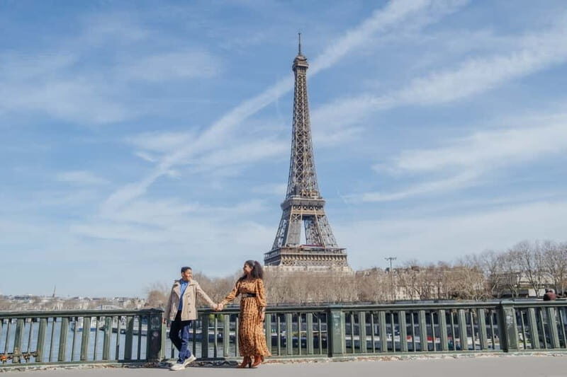 Private Paris multiple places photoshoot by a filmmaker - A Unique Parisian Photoshoot Experience with a Filmmaker