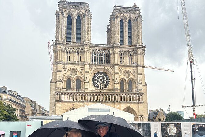 Private Paris tour By Minivan, private guide, Champagne(optional) - Key Points