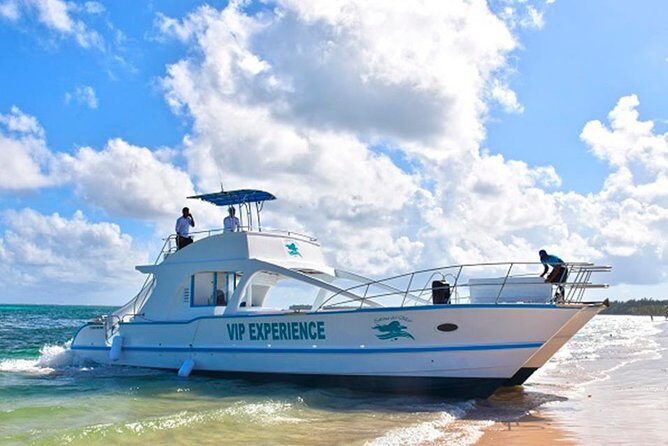 Private party boat in Punta Cana (Half Day) - A Sun-Kissed Cruise in Punta Cana: The Private Party Boat Experience