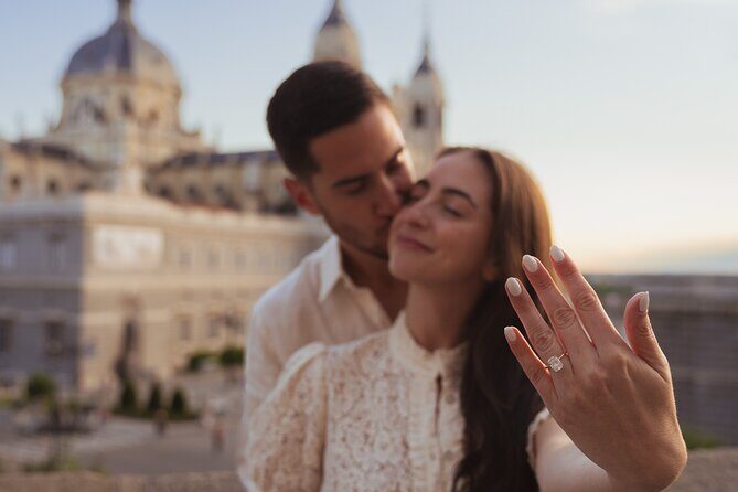 Private Photo Session Tour for Couples in Madrid - A Romantic Photo Tour in Madrid: Capture Your Special Moments
