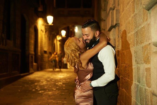 Private Photo Session with a Local Photographer in Barcelona - An In-Depth Look at the Private Photo Session in Barcelona