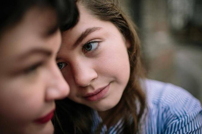 Private Photo Session with a Local Photographer in Berlin - Key Points