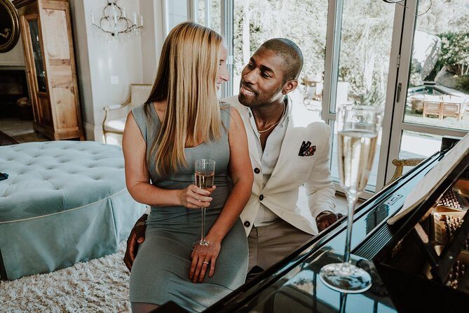 Private Photo Session with a Local Photographer in Seattle - A Closer Look at the Private Photo Session in Seattle