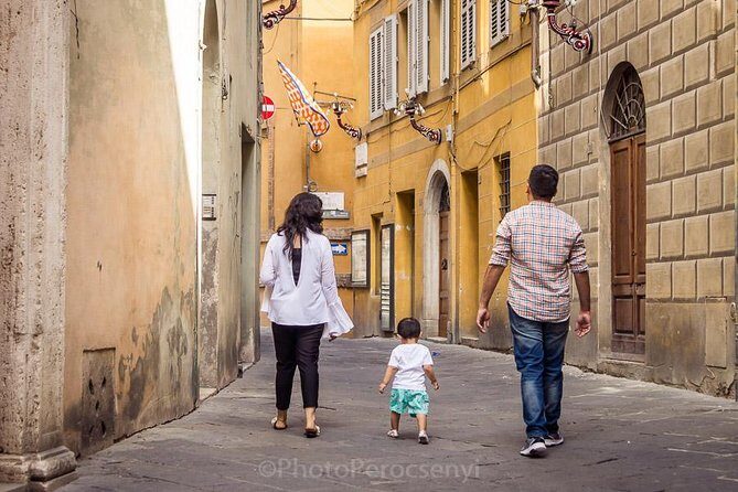 Private Photo Shoot in Siena - Exploring the Details of Your Siena Photo Shoot