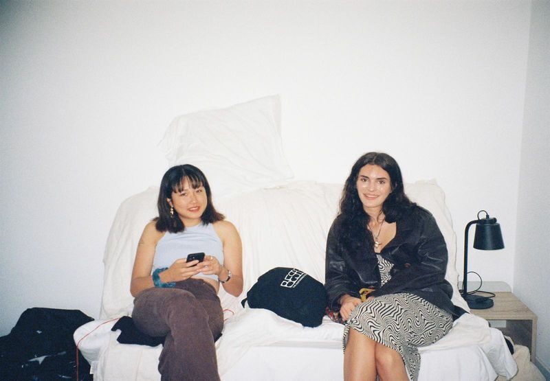 Private photo shoot with a film camera (Tokyo) - A film shoot that feels more like a stroll with a friend