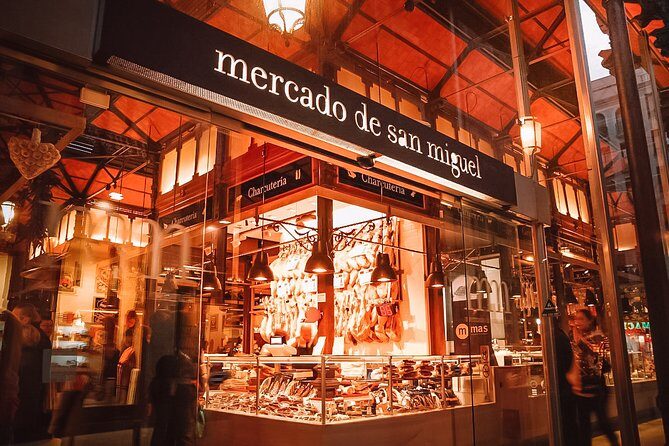 Private Photography Tour in Madrid with Personal Guide and Photographer - Exploring the Madrid Photography Tour: A Deep Dive