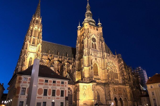 Private Photography Tour of Prague by Night - Exploring the Nighttime Magic of Prague
