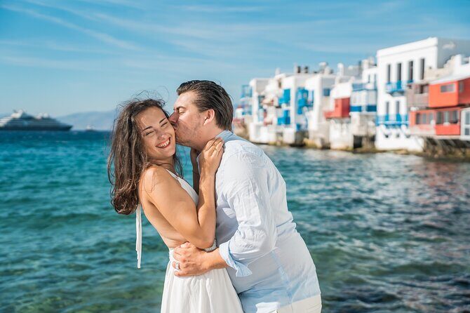 Private Photoshoot in Mykonos with a Professional Photographer - FAQs