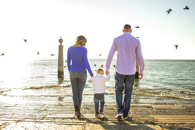 Private Photoshoot in the heart of Lisbon - Discovering Lisbon’s Most Scenic Neighborhoods