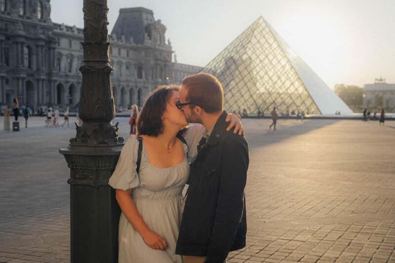 Private Photoshoot Louvre Museum Exterior - Why It’s a Good Value