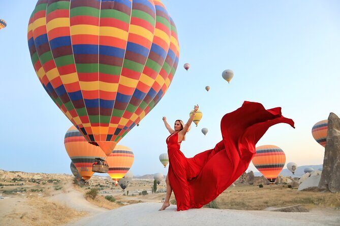 Private Photoshoot with Balloons in Cappadocia - An In-Depth Look at the Private Photoshoot with Balloons in Cappadocia