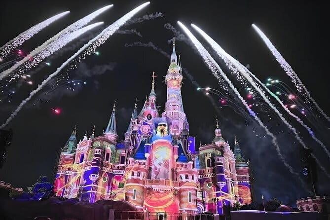 Private pick-up&drop-off to Shanghai DisneyLand and City Hotel - Experience the Convenience of Private Transport to Shanghai DisneyLand